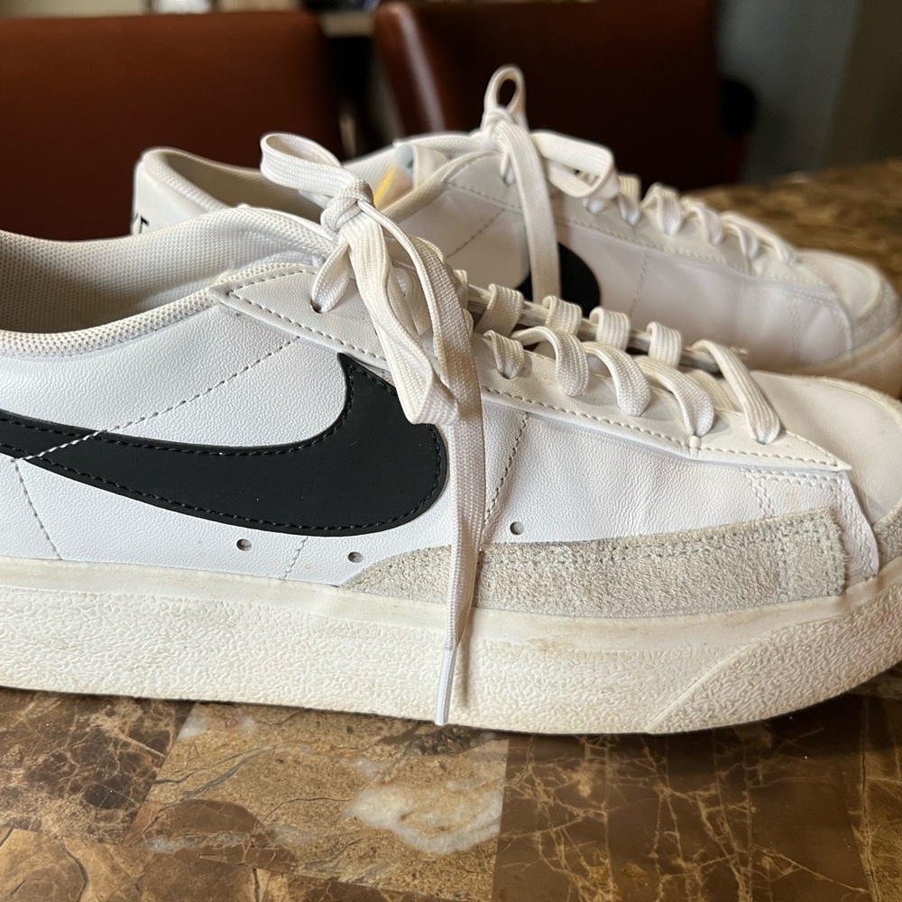 Nike Women’s Low Platform size 10.